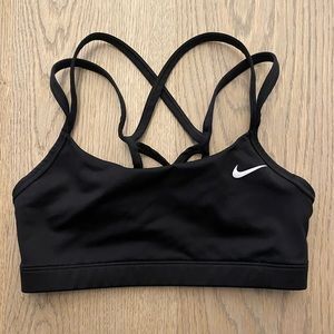 🖤Strappy Back Nike Sports Bra🖤